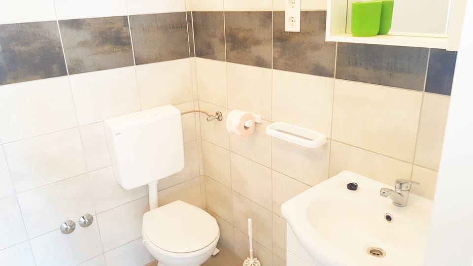 Apartman 6 — 13