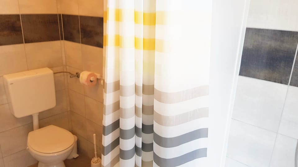 Apartman 6 — 14