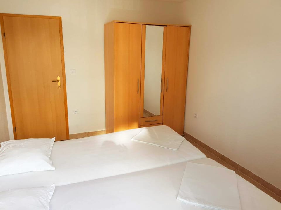 Apartman 7 — 2