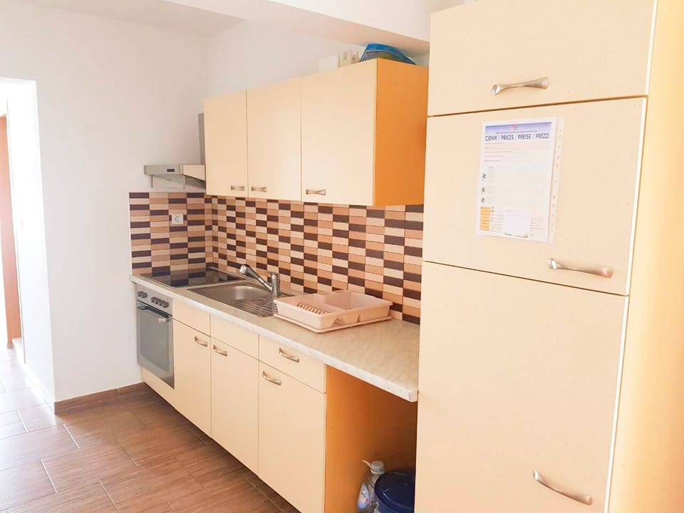 Apartman 7 — 12
