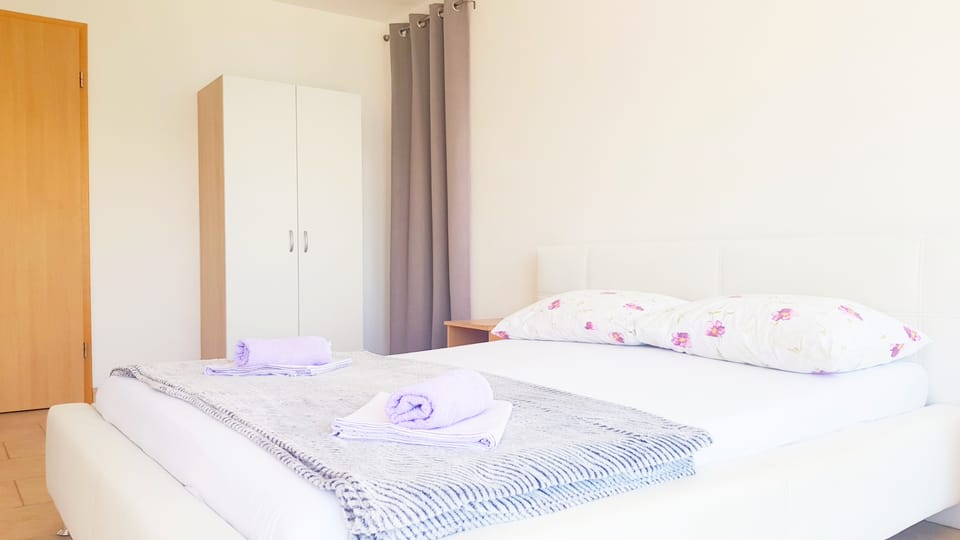 Apartman 8 — 2