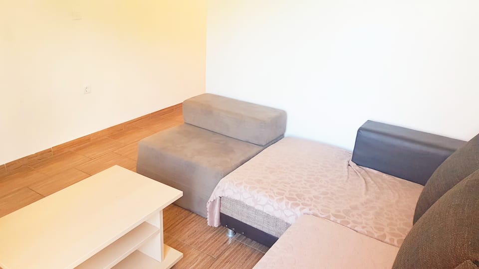 Apartman 8 — 8
