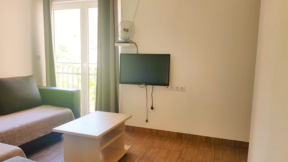 Apartman 8 — 10